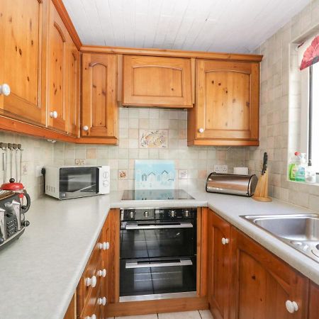 Beech Cottage อัลเวอร์สตัน ภายนอก รูปภาพ