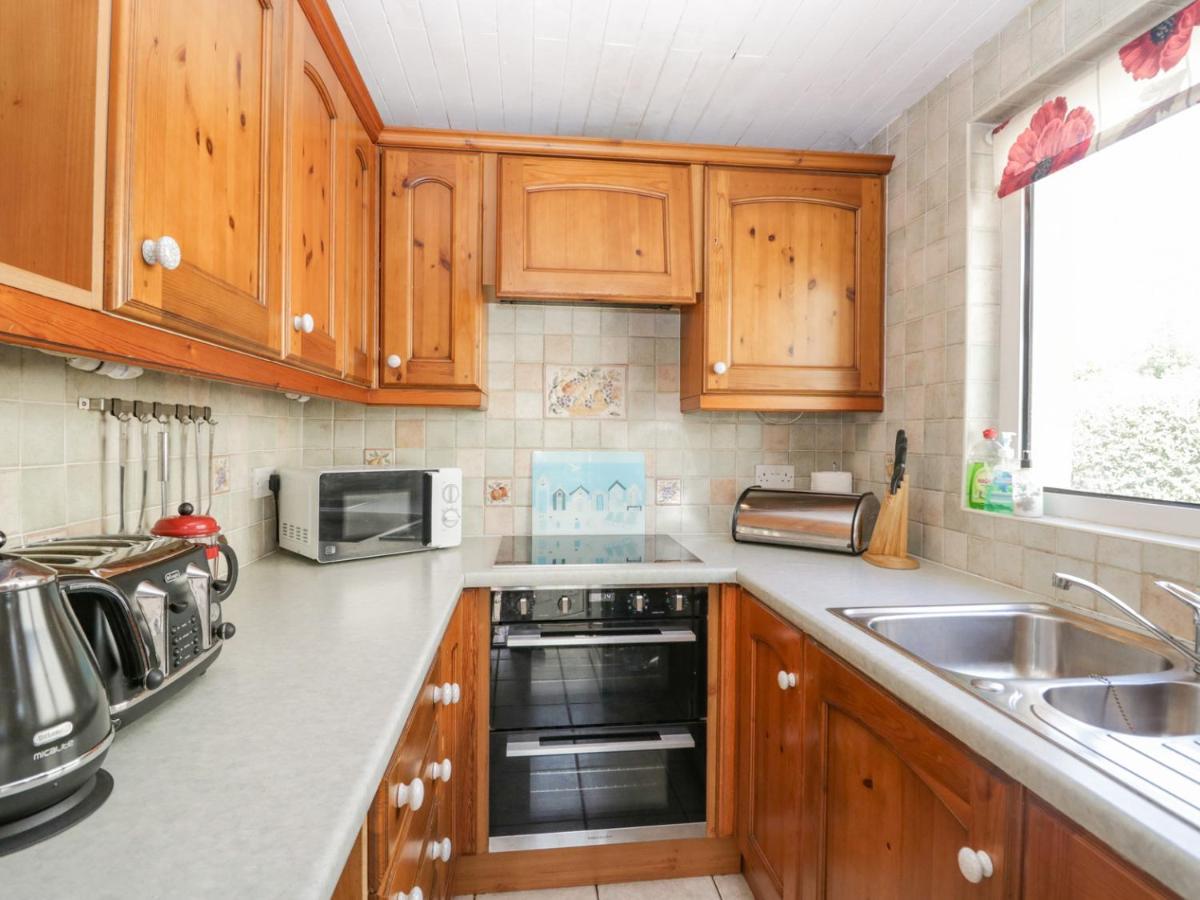 Beech Cottage อัลเวอร์สตัน ภายนอก รูปภาพ